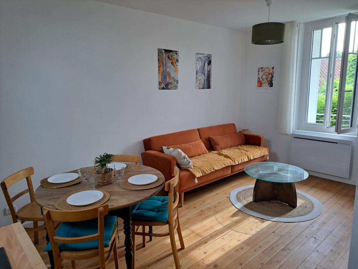 Appartement Calme Dans Maisonnette Graulhet Екстериор снимка